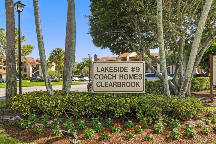 Property Photo:  10110 Cedar Point Boulevard 105  FL 33437 