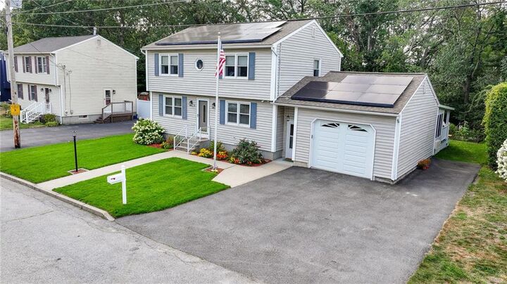 Property Photo:  9 Patricia Drive  RI 02904 