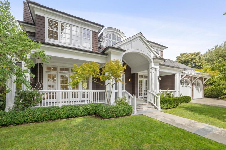 Property Photo:  24 Palm Court  CA 94025 