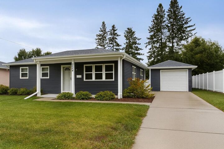 Property Photo: 224 Hiawatha Street WI 53901