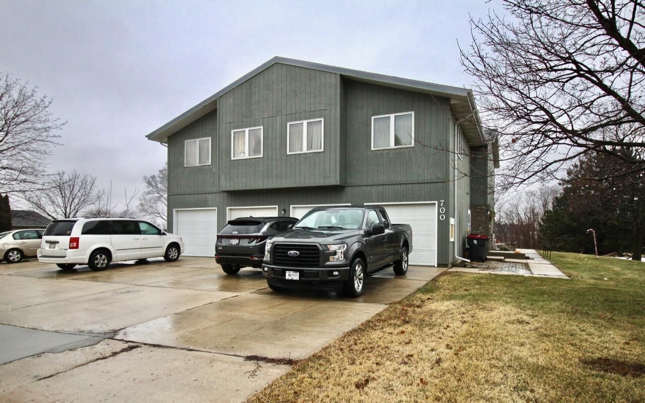 Property Photo:  2612 Blarney Stone Drive  WI 53511 