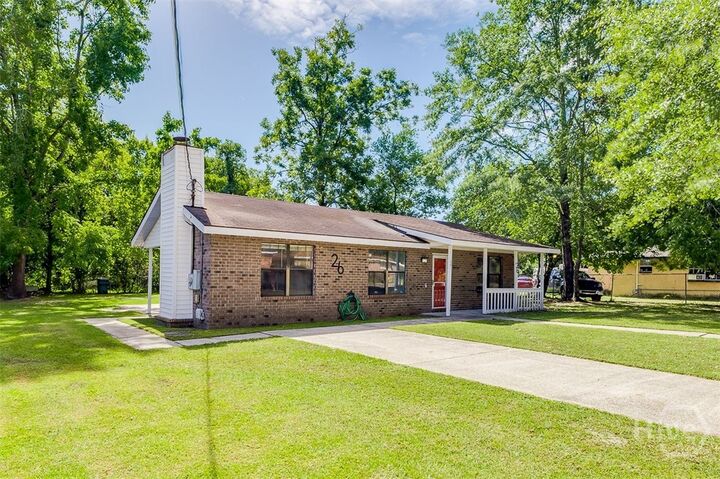 Property Photo:  26 Albion Street  GA 31408 