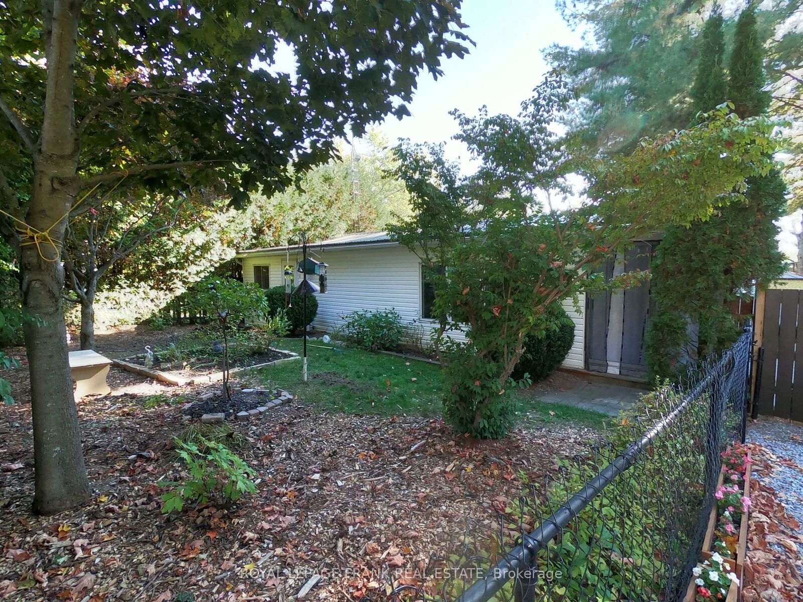 Property Photo: 248 Pinnacle Hill Road 245 ON K0K 2G0