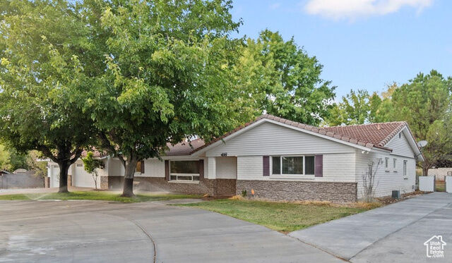 Property Photo:  416 Damascus Dr  UT 84790 