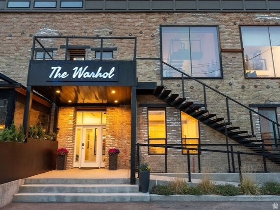 Property Photo:  231 S Edison St E 3  UT 84111 