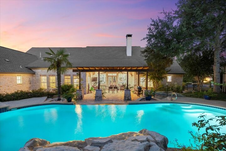 Property Photo: 1632 Resaca Boulevard TX 78738