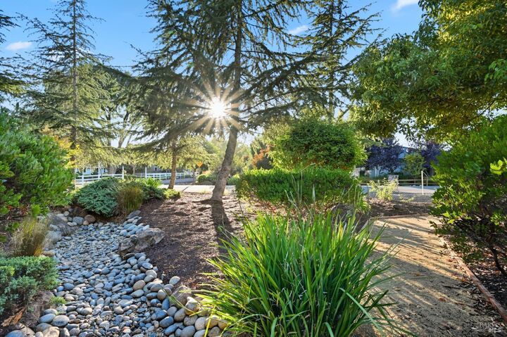 Property Photo:  1809 Alice Drive  CA 94951 