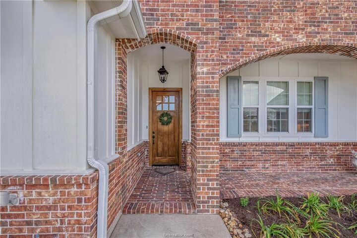 Property Photo: 1929 Spanish Moss Drive TX 77845