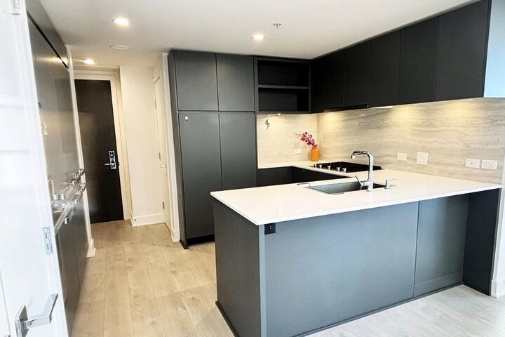 Property Photo: 450 Westview Street 1707 BC V3K 6C3