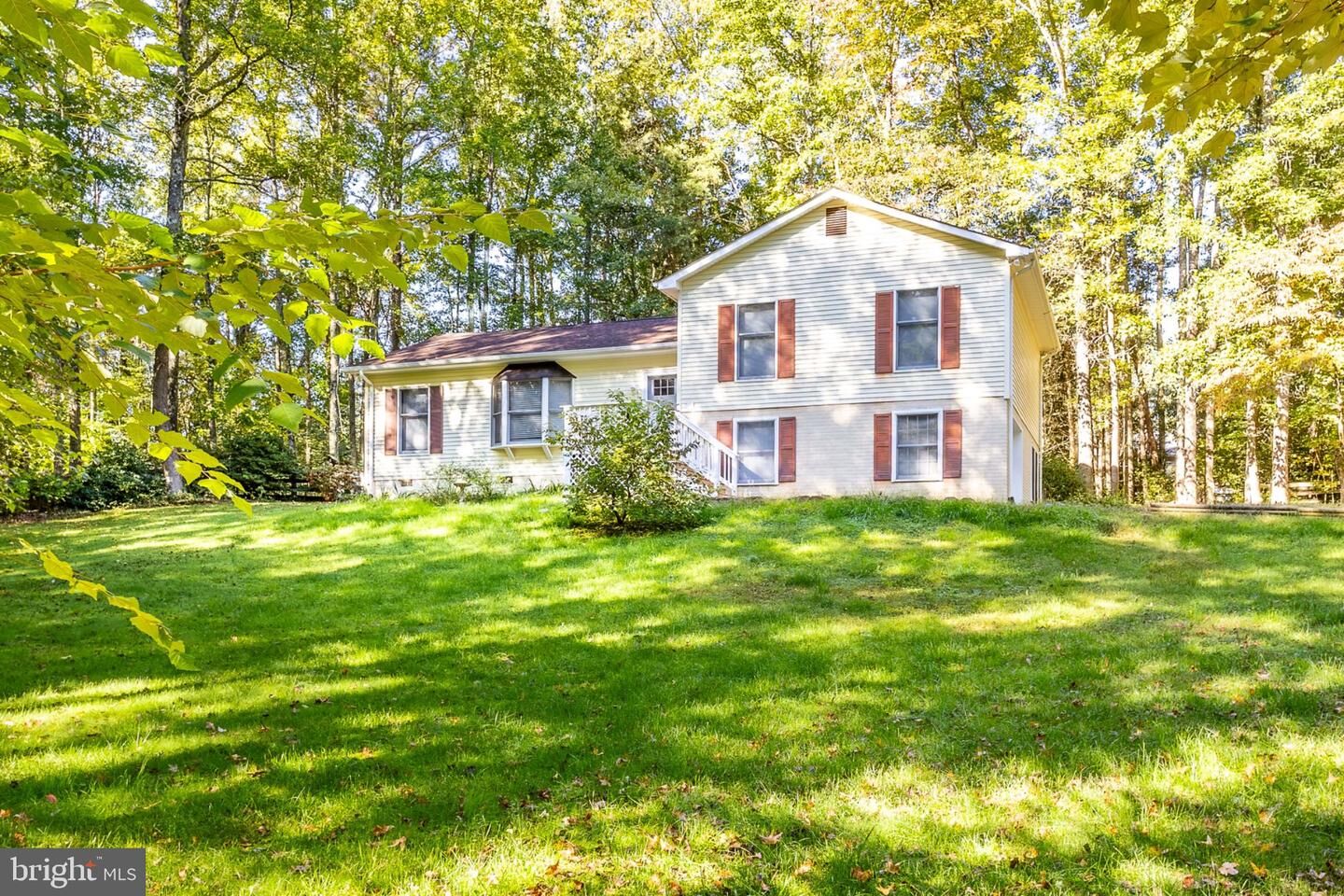 Property Photo: 7504 Cleveland Drive VA 22485