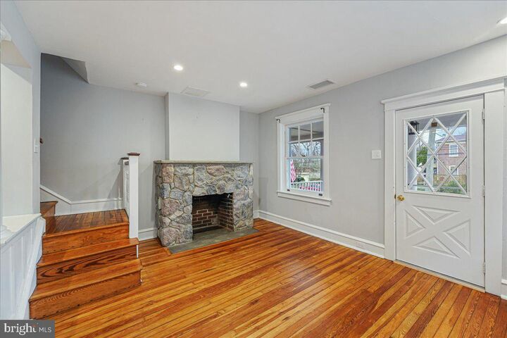 Property Photo: 105 E 6th Street PA 19063