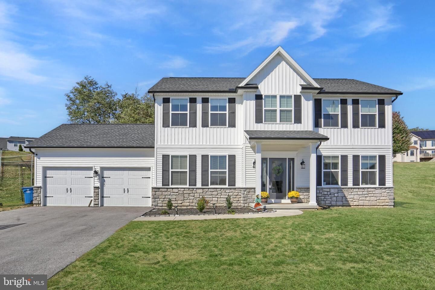 Property Photo:  509 Elm Street  PA 17112 