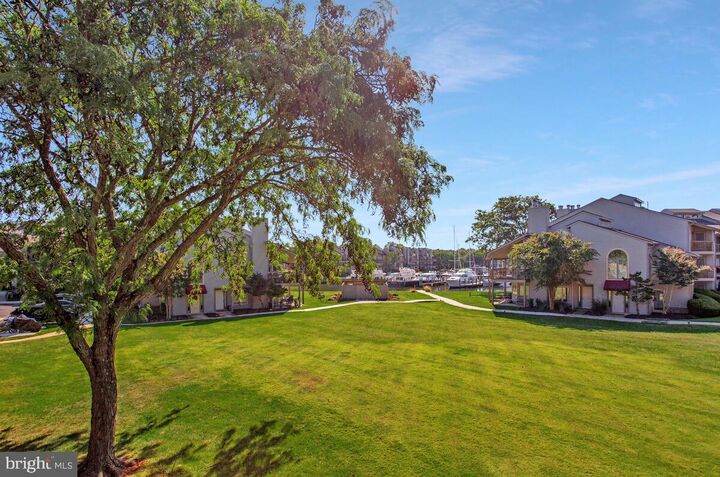 Property Photo: 7002 Channel Village Court 101 MD 21403