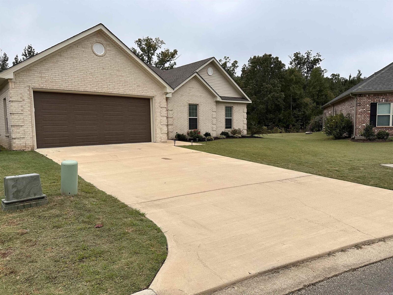 Property Photo: 147 Oak Hill Circle AR 71730