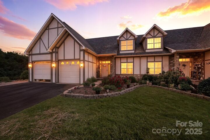 Property Photo: 19 Heron Cove Loop NC 28601