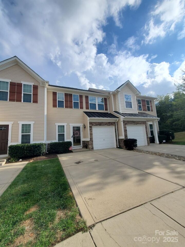 Property Photo:  7537 Red Mulberry Way  NC 28273 