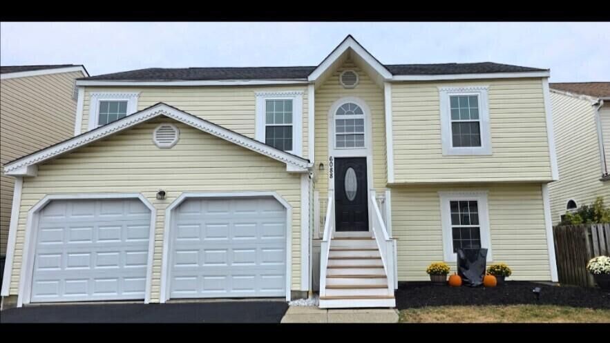 Property Photo: 6088 Green Bay Court OH 43110