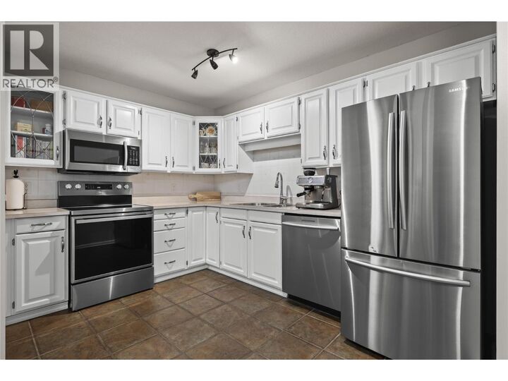 200 Hollywood Road 205  Kelowna BC V1X 6Y9 photo