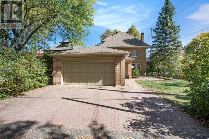 Property Photo: 720 Parkdale Avenue ON K1Y 1J3