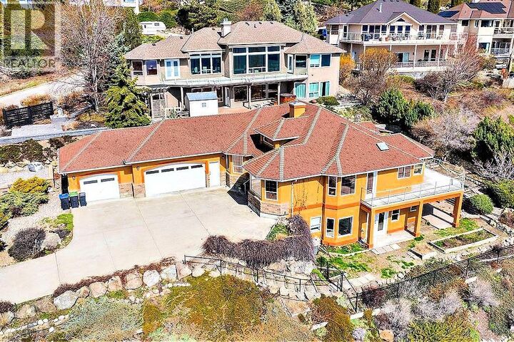 Photo de la propriété:  5205 Macneill Court  BC V0H 1X2 