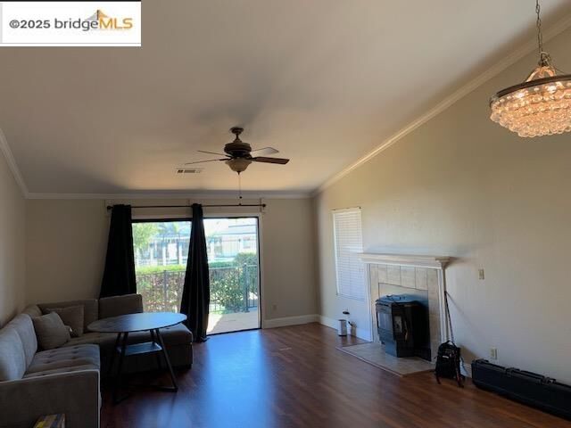 Property Photo:  5608 Schooner Loop  CA 94505 