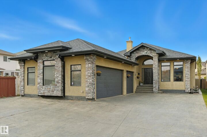 16412 73 Street NW  Edmonton AB T5Z 3Y3 photo