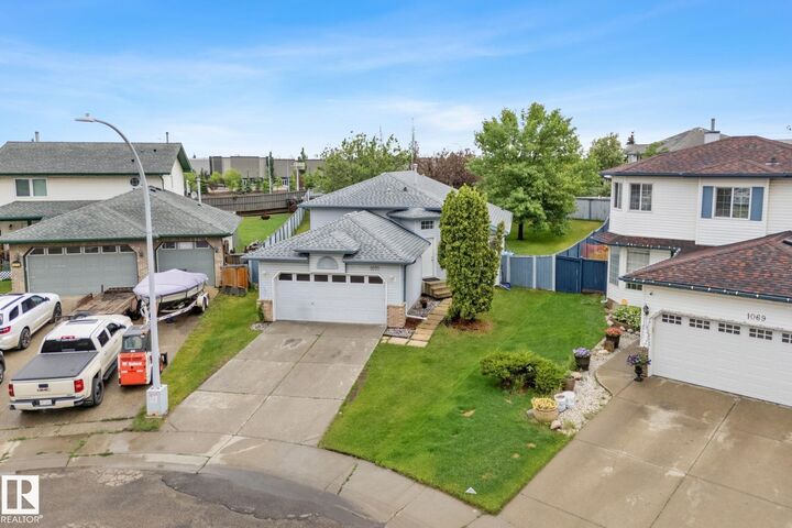 Property Photo: 1071 Jones Crescent NW AB T6L 6Y1