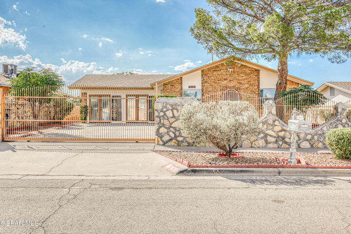 Property Photo: 1619 Doug Olson Drive TX 79936