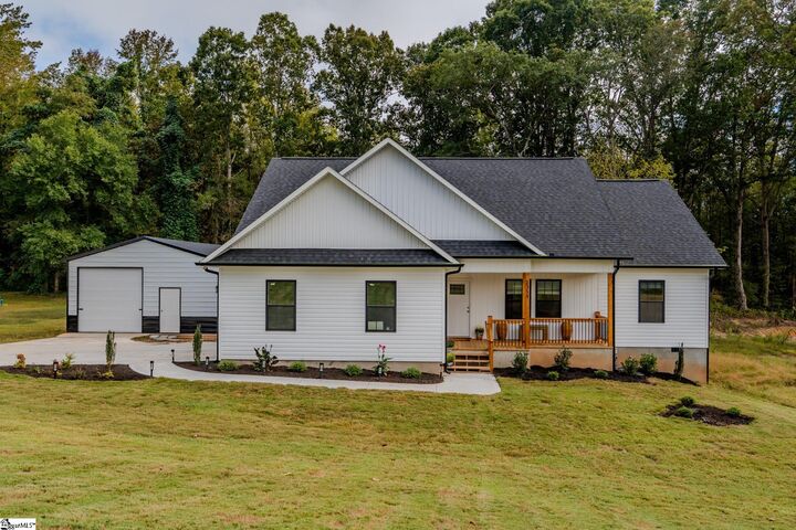Property Photo: 1355 Campbell Road SC 29697