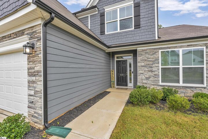 Property Photo:  620 Columbus Circle  SC 29680 
