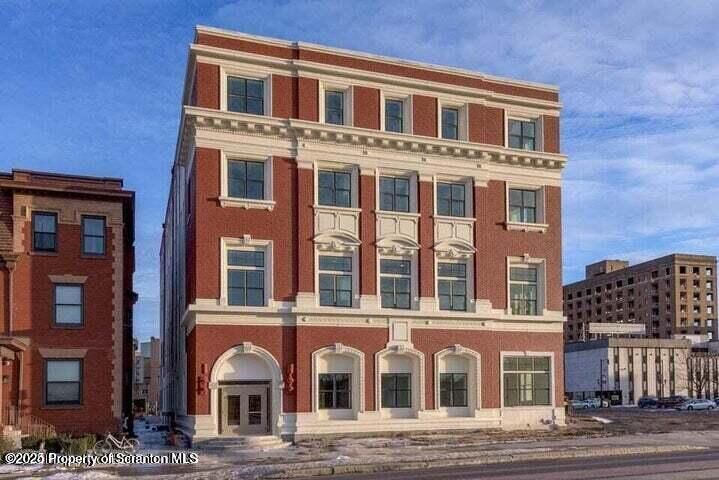 Property Photo:  19 N River 203  PA 18702 