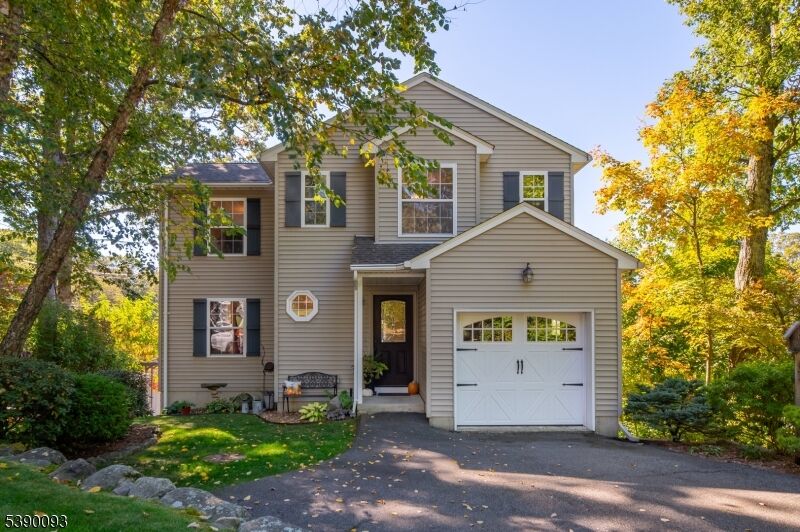 Property Photo:  9 Maple Rd  NJ 07456 