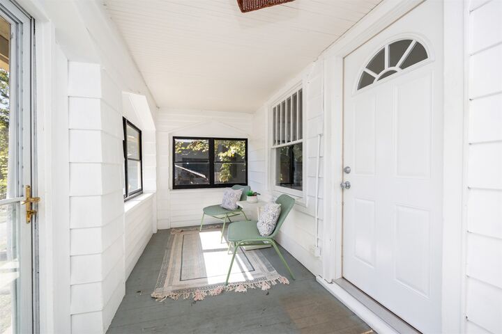 Property Photo:  3117 Pleasant Street  IA 50312 