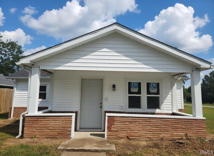 403 S Eighth Street  Boonville IN 47601 photo