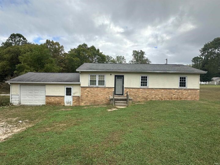 Property Photo: 4255 E Farr Road IN 47408