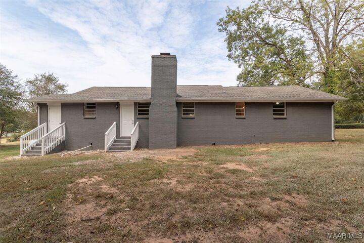 Property Photo: 794 County Road 13 Road AL 36067