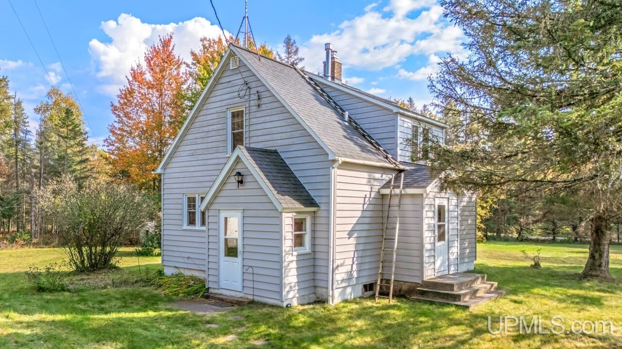 Property Photo:  4296 Cedar 36th Lane  MI 49880