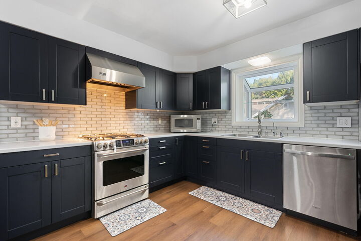 Property Photo: 4095 W Woodale Ave WI 53209