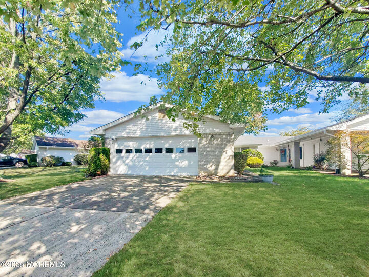 Property Photo:  742 Pompton Road 742A  NJ 08831 