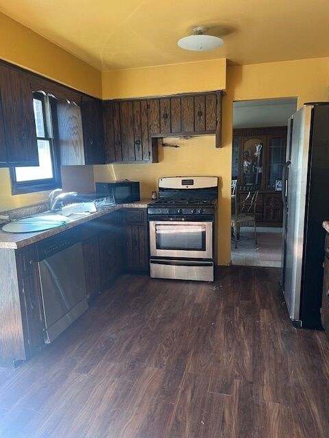Property Photo:  3 Rich Court  IL 60466 