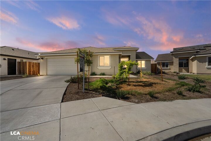 7310 Millers Point Lane  Bakersfield CA 93307 photo