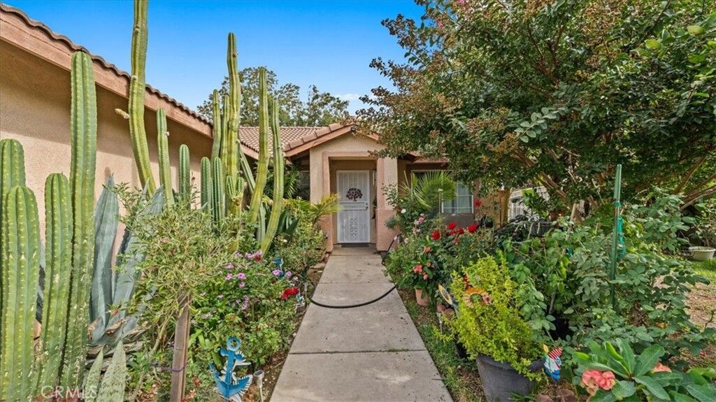 Property Photo: 3533 Nash Street CA 92501