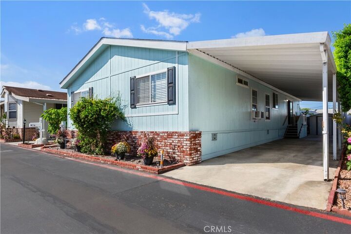 Property Photo:  16444 16444 Bolsa Chica 60  CA 92649 