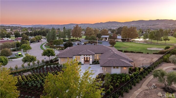 Property Photo:  699 Waterford Court  CA 93446 