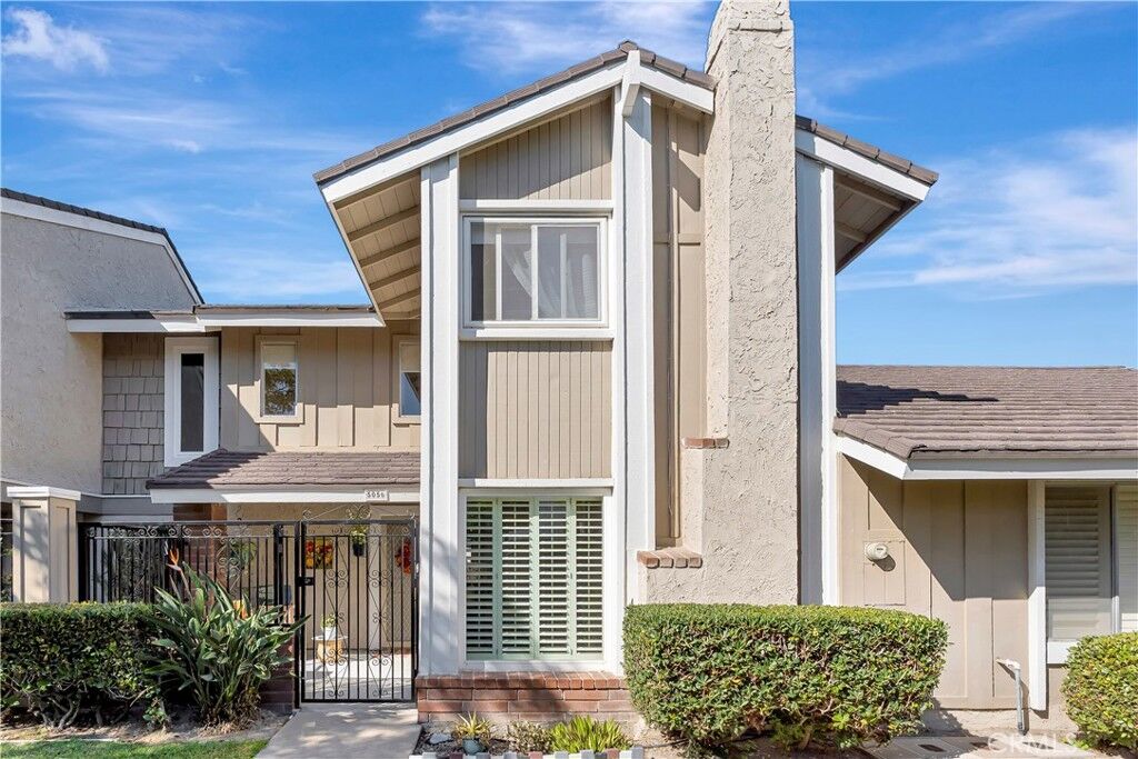 Property Photo:  5056 Hampton  CA 92683 