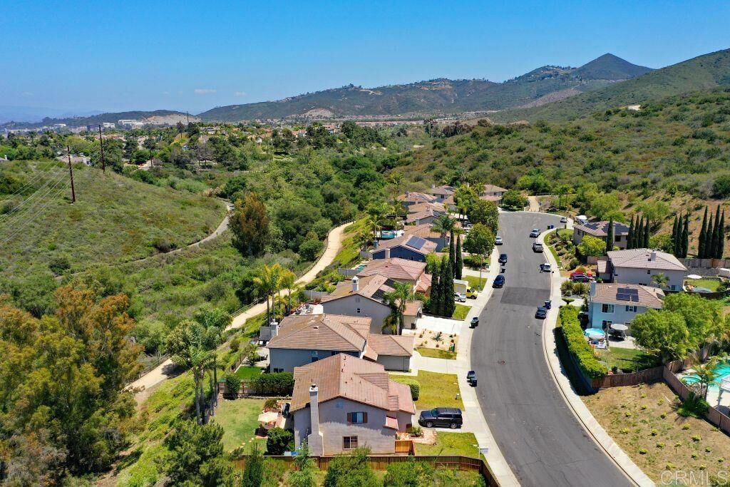 Property Photo: 797 Trailside Place CA 92078