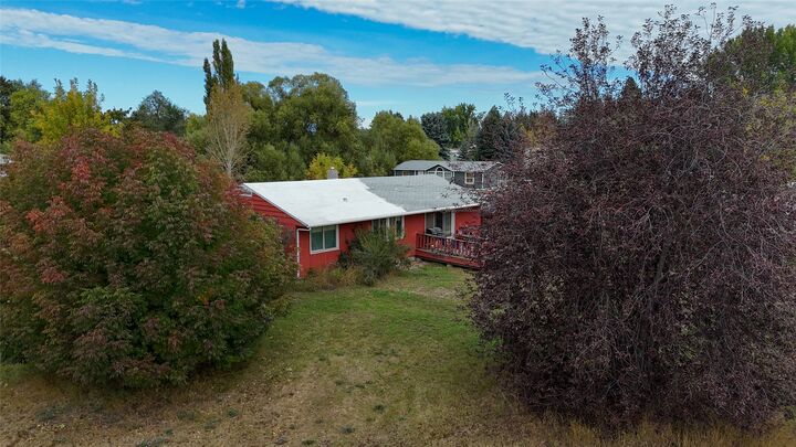 Property Photo:  10 Cheery Lynn Court  MT 59901 