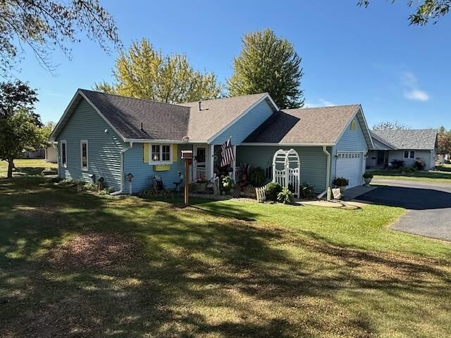 Property Photo:  260 Voyager Drive  MN 56308 