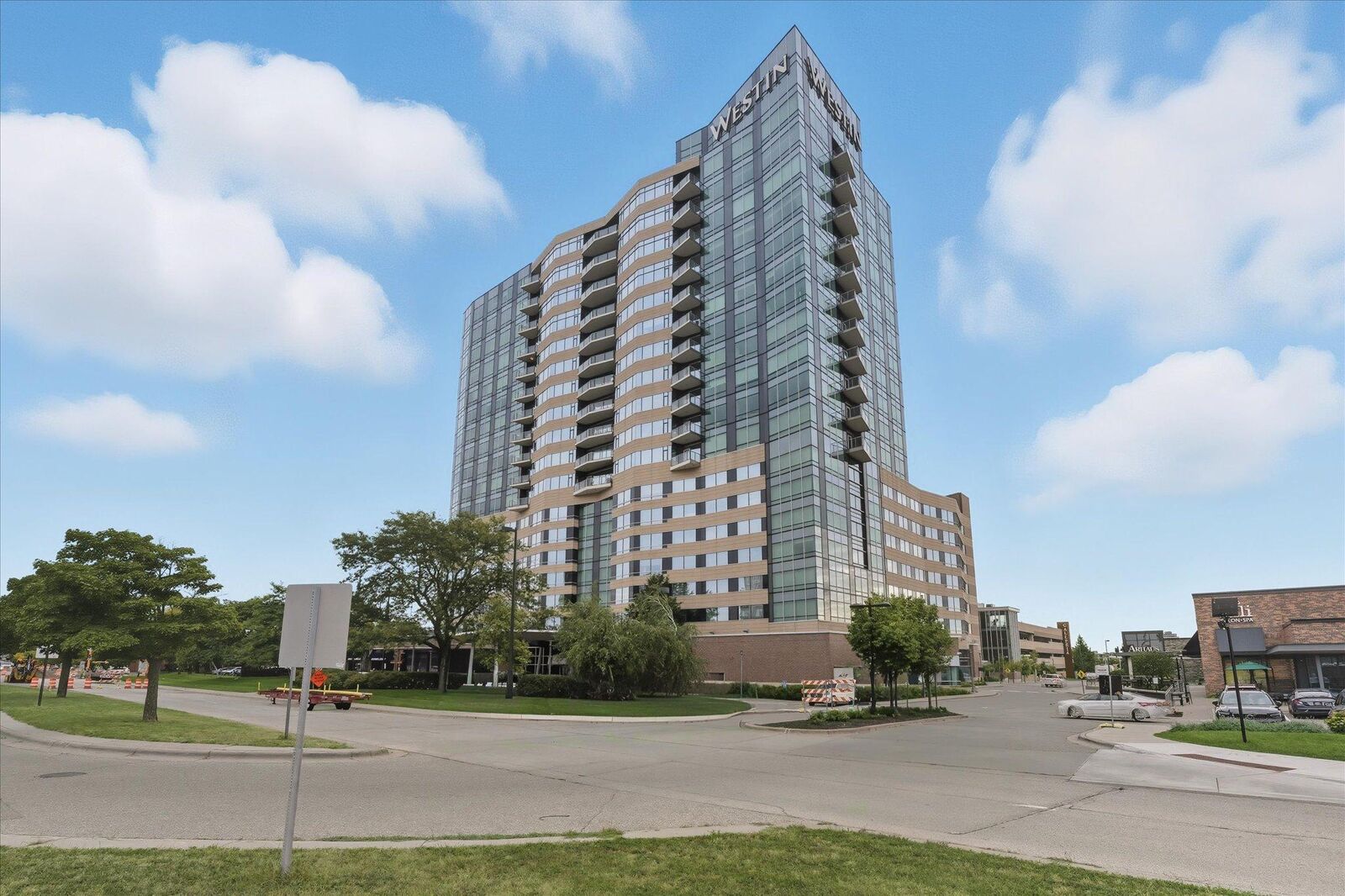 Property Photo:  3209 Galleria 1406  MN 55435 