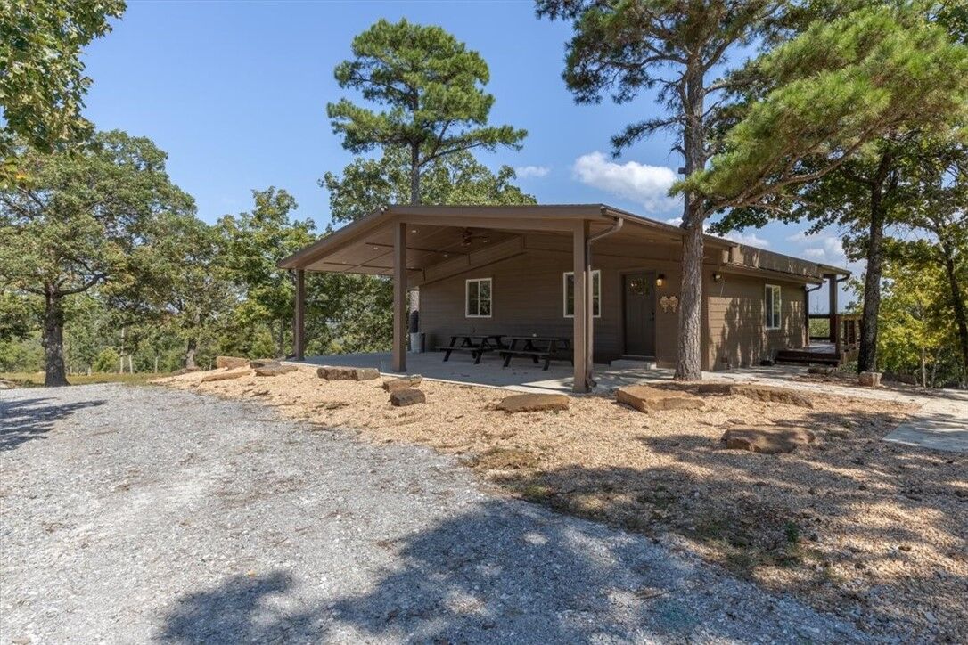 Property Photo: 314 Madison 2315 AR 72740